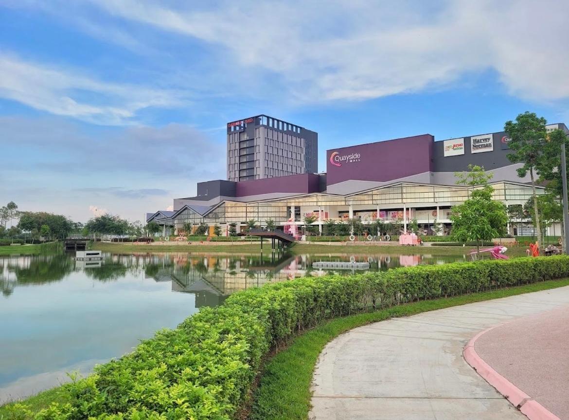 Quayside Cove Homestay - Corner House, Shah Alam Rimbayu Netflix Syok Tv Bbq Exteriör bild